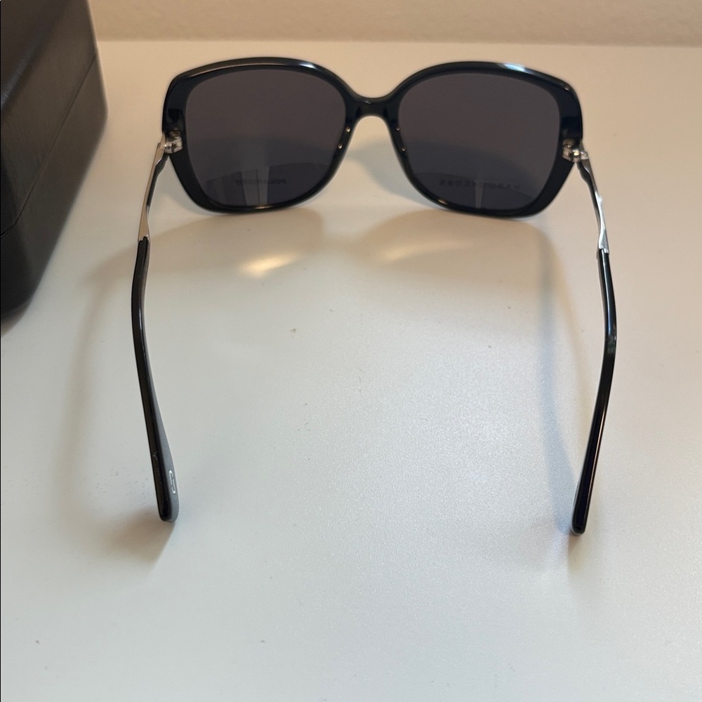 NEW [Marc Jacobs] Butterfly Full Rim Black w Silver Designer Sunglasses 304/S - Picture 7 of 11